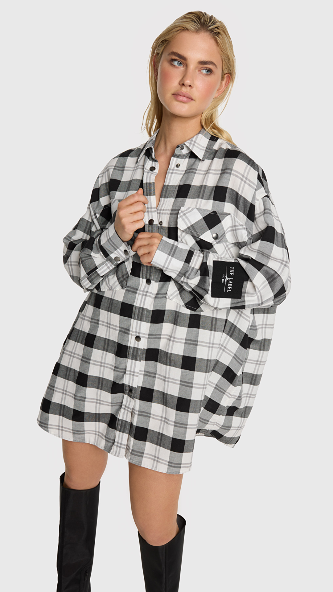 ALIX THE LABEL Check Blouse