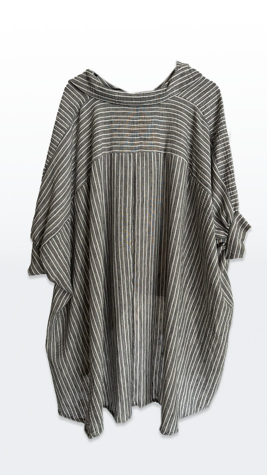 Oversize Long-Bluse mit sommerlichen Prints (drei Farben)