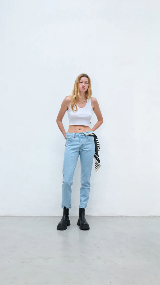 OUTRYGHT Girlfriend Jeans